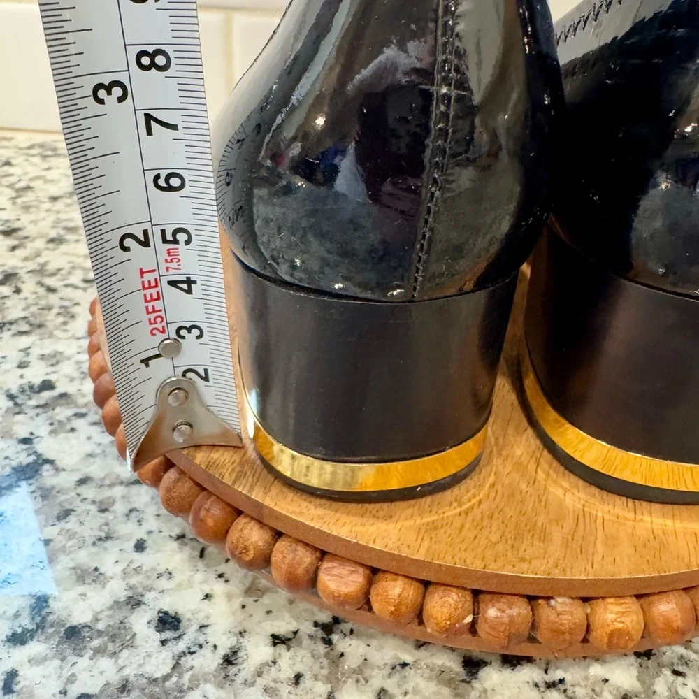 Tory Burch Amy Classic Black Patent Leather Block Heels with Gold‎ Accent Size 7